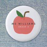 Chapa Redonda De 5 Cm Maestra Apple | Grado Personalizado Nombre Cute Di<br><div class="desc">Un diseño gráfico de manzanas sencillo, elegante y vibrante, con un estilo minimalista divertido, a la moda, escandinavo en tonos rosas o rojas y verdes, que se puede personalizar fácilmente con el nombre de sus profesores reemplazando a "Ms Williams" y un lema reemplazando "Grado 2" para hacer un regalo de...</div>