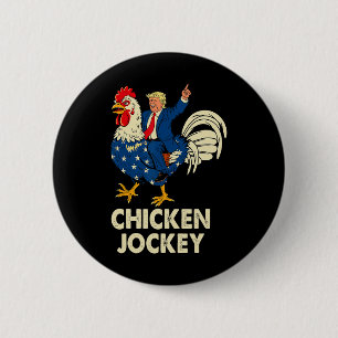 Chapa Redonda De 5 Cm Meme de Trump sobre el ajedrez de pollo para hombr