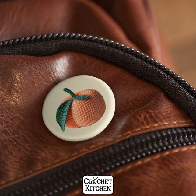 Chapa Redonda De 5 Cm Moderna y moderna moda Amigurumi Crochet Peach (Subido por el creador)