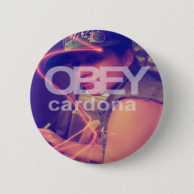 Chapa Redonda De 5 Cm OBYLES: Cardona (Anverso)