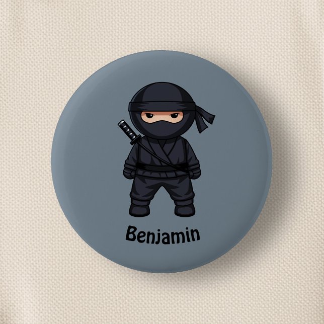 Chapa Redonda De 5 Cm Pequeño guerrero ninja sobre gris (Subido por el creador)