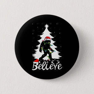 Chapa Redonda De 5 Cm Pie grande con árbol de navidad Sasquatch Creyente