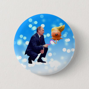 Chapa Redonda De 5 Cm Putin Juega Con Globo de Trump