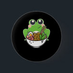 Chapa Redonda De 5 Cm Ramen y lindas ranas de fideos japoneses adictos<br><div class="desc">Ramen y lindas ranas de fideos japoneses adictos. Kawaii Ramen y Anime Fan</div>