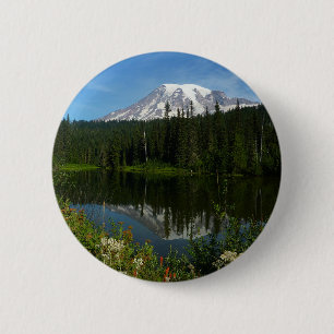 Chapa Redonda De 5 Cm Reflejo del lago del Monte Rainier con flores silv