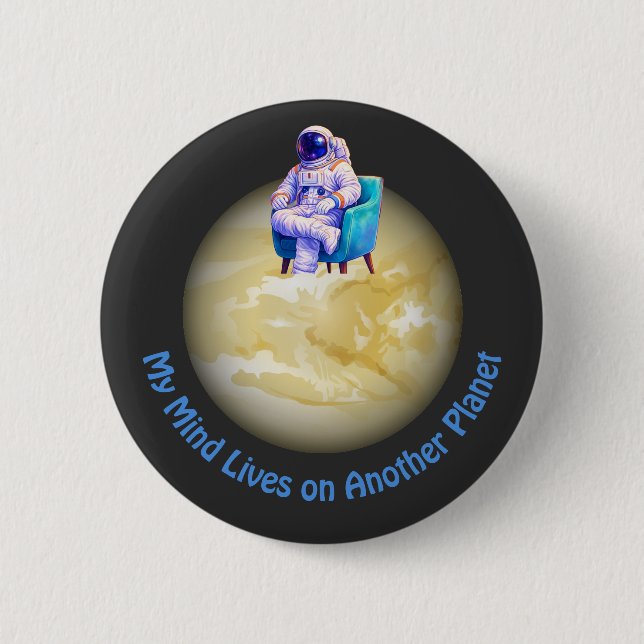 Chapa Redonda De 5 Cm Relaxed Astronaut Sitting on Planet  (Anverso)