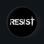 Chapa Redonda De 5 Cm Resistir<br><div class="desc">Únete a la resistencia contra la actual administración con estos botones de protesta en blanco escribiendo sobre negro. Exija que se escuche su voz. Llame a su congresista,  marche por la igualdad de derechos y no deje de creer que el progreso y la esperanza prevalecerán.</div>