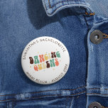 Chapa Redonda De 5 Cm Retro Bachelorette Disco Bride Dancing Queens<br><div class="desc">Personalizado Bachelorette Party Retro Dancing Queens camionero que se puede personalizar con el nombre,  destino y fecha de la novia. Diseño retro de fiesta de novias perfecto</div>