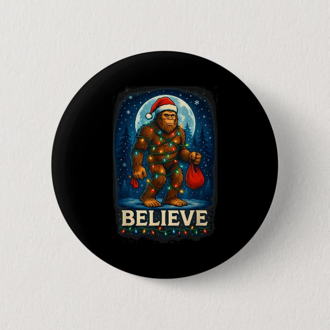 Chapa Redonda De 5 Cm Sasquatch Christmas Lights Holiday Believe  (Anverso)