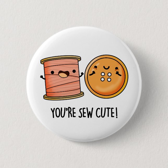 Chapa Redonda De 5 Cm Sew Cute Scoser Pun (Anverso)