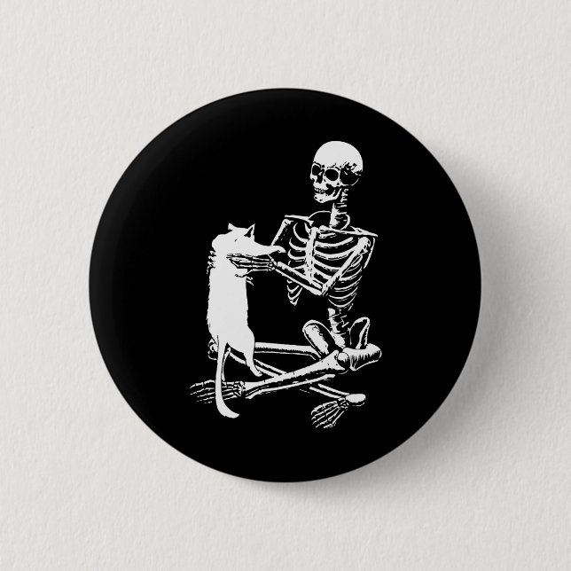 Chapa Redonda De 5 Cm Skeleton Sujetando Un Desfile De Ropa De Halloween (Anverso)
