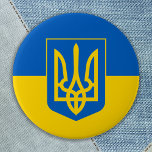 Chapa Redonda De 7 Cm Bandera ucraniana tridente de amarillo azul<br><div class="desc">Bandera de Ucrania en azul y amarillo para mostrar su apoyo a la paz y la libertad de Ucrania. Botón ucraniano de bandera de Ucrania tridente de amarillo azul</div>