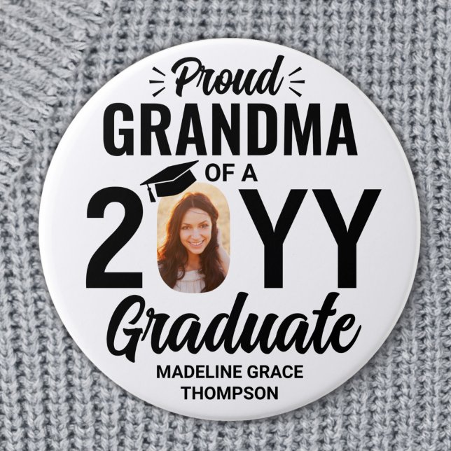 Chapa Redonda De 7 Cm Cualquier graduado de texto foto orgullosa abuela  (Subido por el creador)