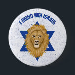 Chapa Redonda De 7 Cm Estoy Con Israel. León de la Estrella de David<br><div class="desc">¡Este botón elegante muestra su apoyo a Israel! Un León de Judá pintado digitalmente es el punto central, sobre el fondo de la Estrella de David. La tipografía moderna dice: "Estoy con Israel" en azul. Un fondo azul texturado le da un aspecto granulado. *Obra de arte creada exclusivamente por Tracey...</div>