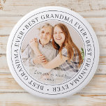 Chapa Redonda De 7 Cm Mejor foto clásica de la abuela moderna<br><div class="desc">Este diseño simple y clásico está compuesto por tipografía de la síspera y agrega una foto personalizado. "La mejor abuela de la historia" gira en torno a la foto de tu abuela,  gramma,  abuela,  abuela,  abuelita,  mee-maw,  lola etc</div>