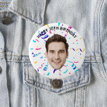Chapa Redonda De 7 Cm Personalizado Cara 20.º 30.º 40.º 50.º cumpleaños<br><div class="desc">Personalizado Cara 20.º 30.º 40.º 50.º botón de fiesta de cumpleaños</div>