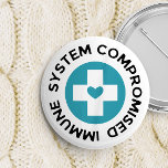 Chapa Redonda De 7 Cm Sistema inmunitario comprometido del corazón azul<br><div class="desc">Botón del sistema inmunitario comprometido en blanco con un círculo azul en el centro con una cruz blanca y un corazón azul.</div>