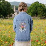 Chaqueta Vaquera Bride Wildflower Boho Floral Rustica<br><div class="desc">¡Celebra con estilo nuestra Boho Rustic Floral Denim Jacket! Esta impresionante chaqueta presenta un elegante diseño de flores silvestres, mezcla de moda boho y encanto rústico. Perfecto para las futuras novias, ofrece un toque personalizado a las duchas de novias, a las fiestas de soltero o a las fiestas de bodas...</div>