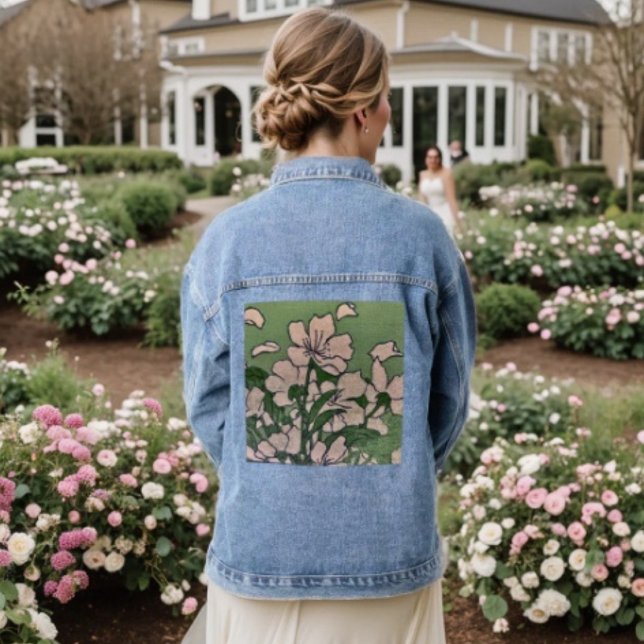 Chaqueta Vaquera Cascada de Flor de Rosa (Jean Jacket 90% COTTON/6% POLYESTER/3% RAYON /1% SPANDEX Machine Wash Cold)