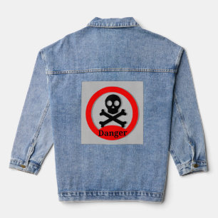 Chaqueta vaquera con cráneo y huesos cruzados de a