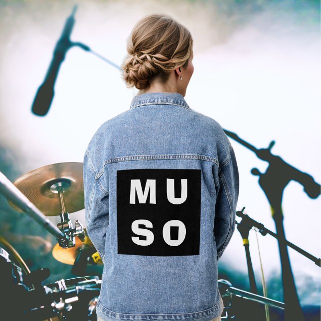 Chaqueta Vaquera Declaración Muso Black White Music Lover (A denim jacket for music lovers, with 'Muso' on the back in white on a black square panel)