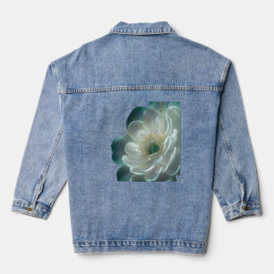 Chaqueta Vaquera Flores Acuáticas con Pétalos Superpuestos y Bajo