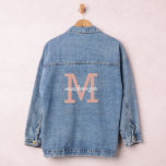 Chaqueta Vaquera Letra inicial rosada monogramada personalizada<br><div class="desc">Carta inicial rosada monogramada Denim Chaqueta personalizada</div>