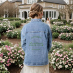 Chaqueta Vaquera Novia Bachelorette Party Boda de novias<br><div class="desc">Esta chaqueta de denim no es solamente un pedazo de ropa; es un keepsake personalizado que agrega un toque de entusiasmo a tu fiesta nupcial. Con elementos de personalizable, puede personalizarlo con el nombre de la dama de honor o un mensaje especial, convirtiéndolo en una parte única y preciada de...</div>