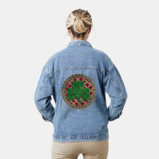 Chaqueta Vaquera Shamrock rojo sobre nudos celtas