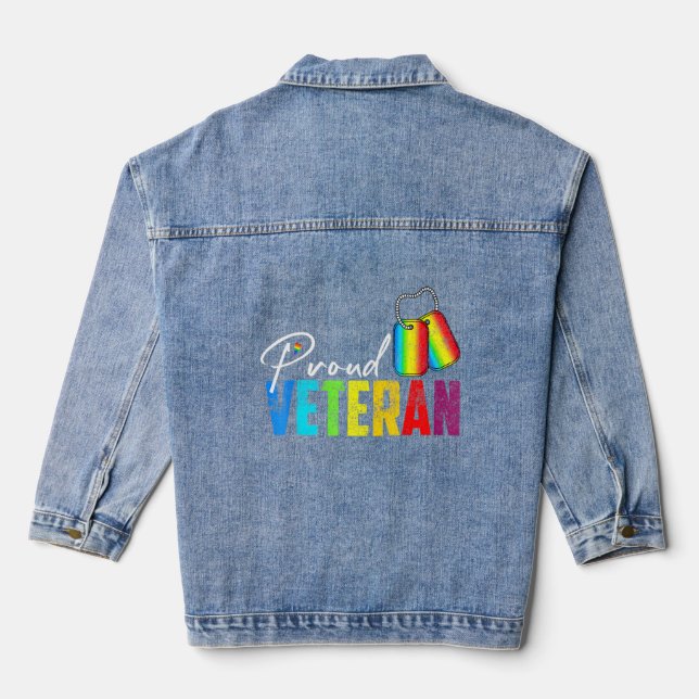Chaqueta Vaquera Veterano orgulloso transmilitar LGBTQ Rainbow Gay  (Reverso )