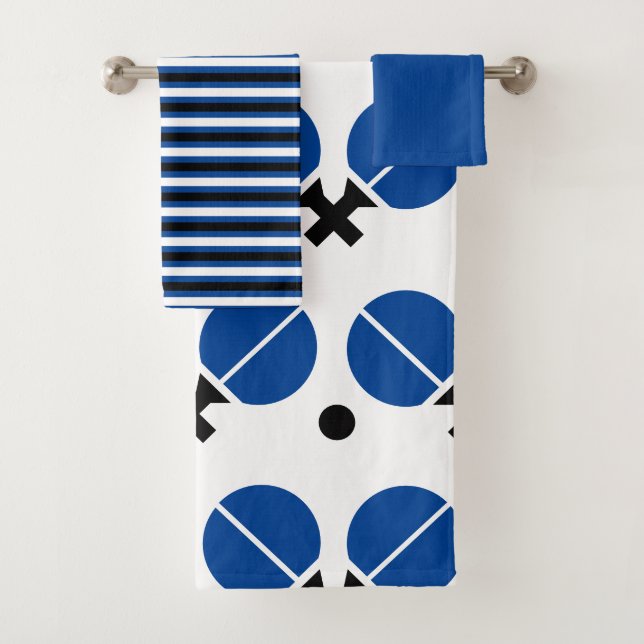 Chaquetas de tenis de mesa y pelota en negro, azul (In situ)