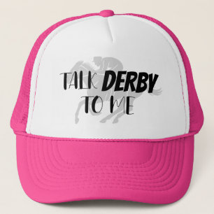 Charla rosa divertida en derby para mí sombrero ca