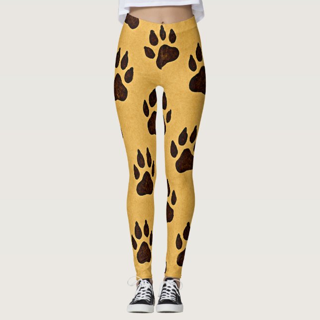 Cheetah Footprint Leggings – “Run Wild in Style” (Anverso)