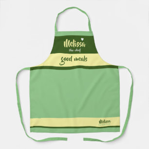 Chef con delantal verde rayado con su nombre