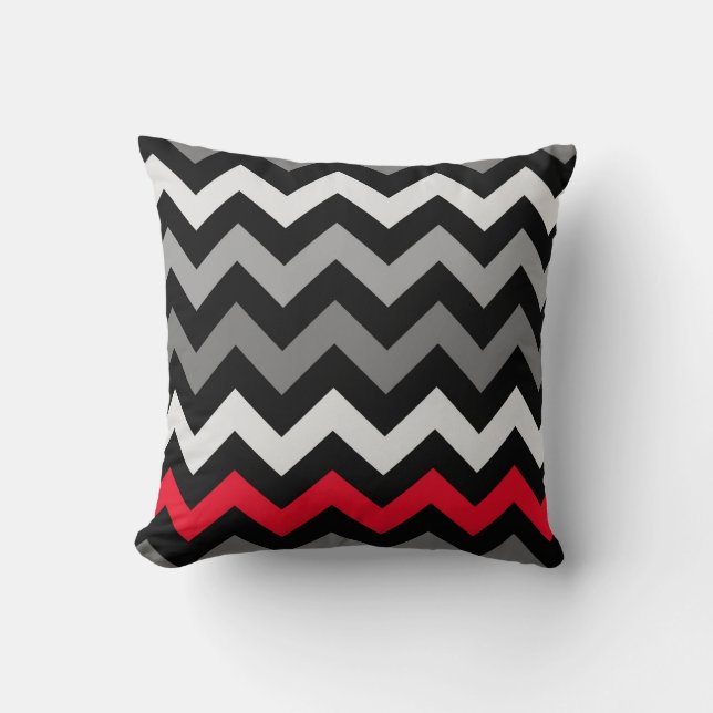 Chevron blanco y negro con almohada roja (Anverso)