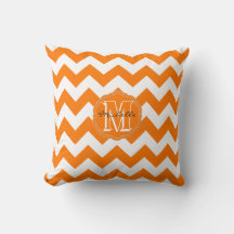 Chevron Monograma SC, almohada cuadrada Naranja-bl