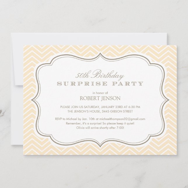 Chevron raya invitaciones del fiesta de sorpresa (Anverso)