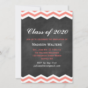 Chevrons corales en la invitación a graduación de 