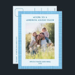 Chic Gingham Navidad Azul Personalizado 3 Foto<br><div class="desc">Tarjeta postal linda y perfecta para un saludo divertido en tus vacaciones. Arte hecho a mano para ti.</div>