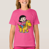 Chica aventurero montando camiseta de dinosaurio