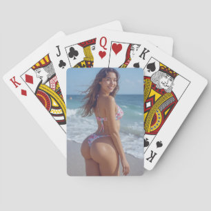 Chica de bikini culona jugando cartas