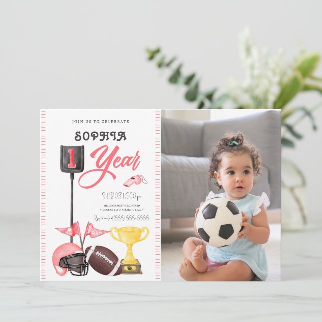 Chica de fútbol primera tarjeta de invitación de c (Anverso de pie)