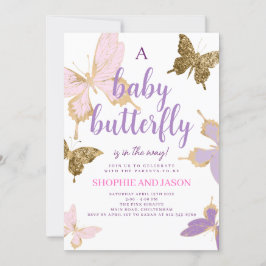 Chica de invitación a Baby Shower con mariposa mor