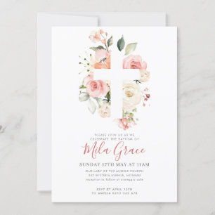 Chica de invitación al bautismo de flores silvestr