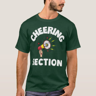 Chica de la camiseta de deportes y rendimiento de 