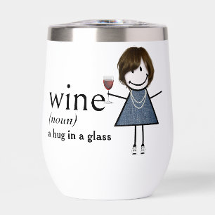Chica de la figura de palo con vino rojo