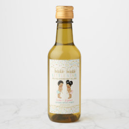 Chica de revelación de género de bebé estrella peq