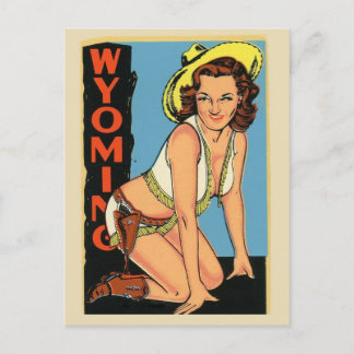 Chica de Wyoming State Pin Up postal vaquera