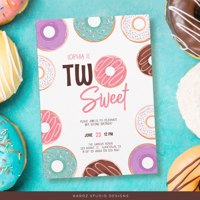 Chica Dos Dulces Invitaciones a Cumpleaños (Cute second birthday party invitation for little girl. Personalize and buy prints or digital invite.)