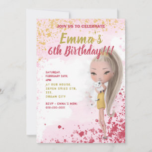 Chica lindo con la invitación de un chico de acuar